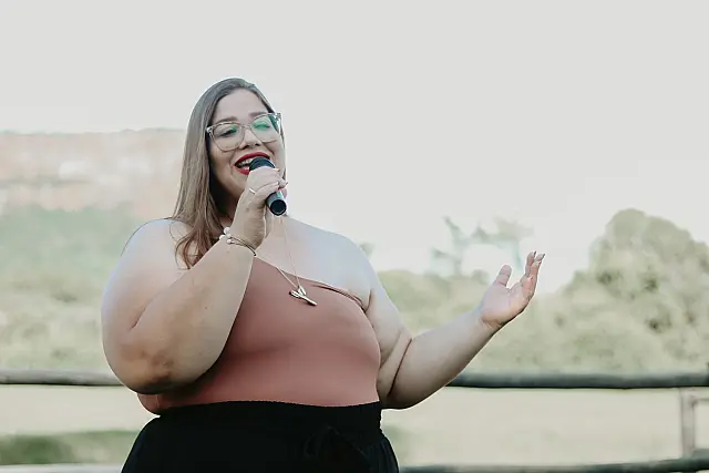 Gleici Helena recebe apoio após ataques gordofóbicos nas redes sociais