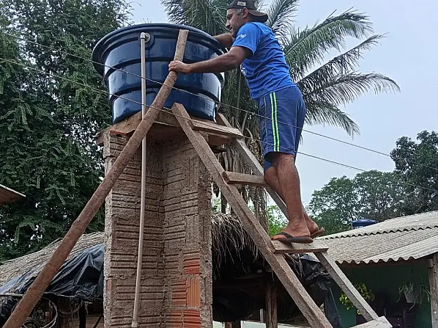 Sem água há duas semanas, Aldeia Água Branca cobra providências