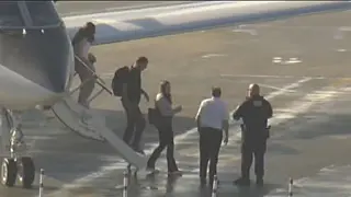 Avião com Flávio Bolsonaro e família pousa nos Estados Unidos