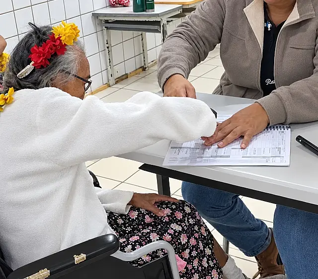 Aos 106 anos, anciã indígena de MS dá exemplo de cidadania ao participar das Eleições
