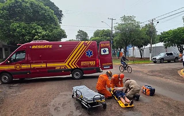 Mulher fica ferida após acidente entre moto e bicicleta em Aquidauana