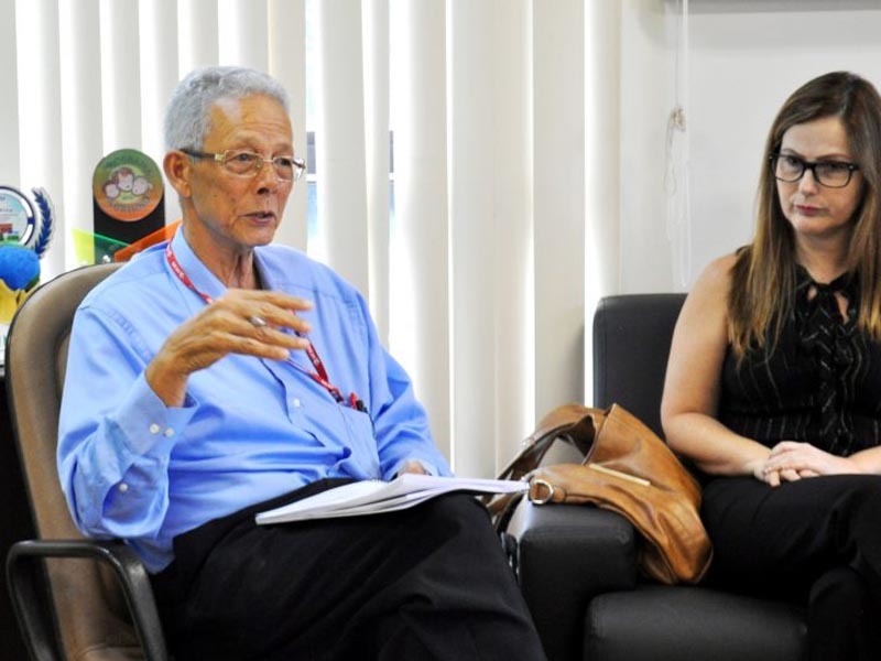 Professor Ruy Caldas e Lucimara da Embrapa