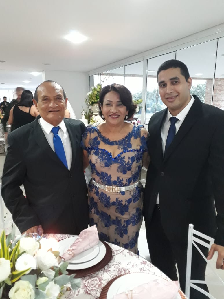 pais-andrade-cecilia-filho-kaique