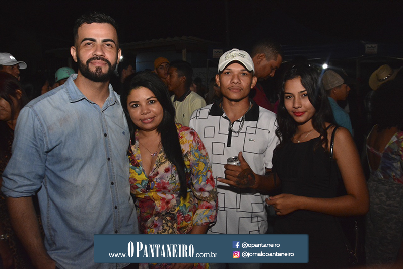 segunda-noite-da-festa-do-peixe-93