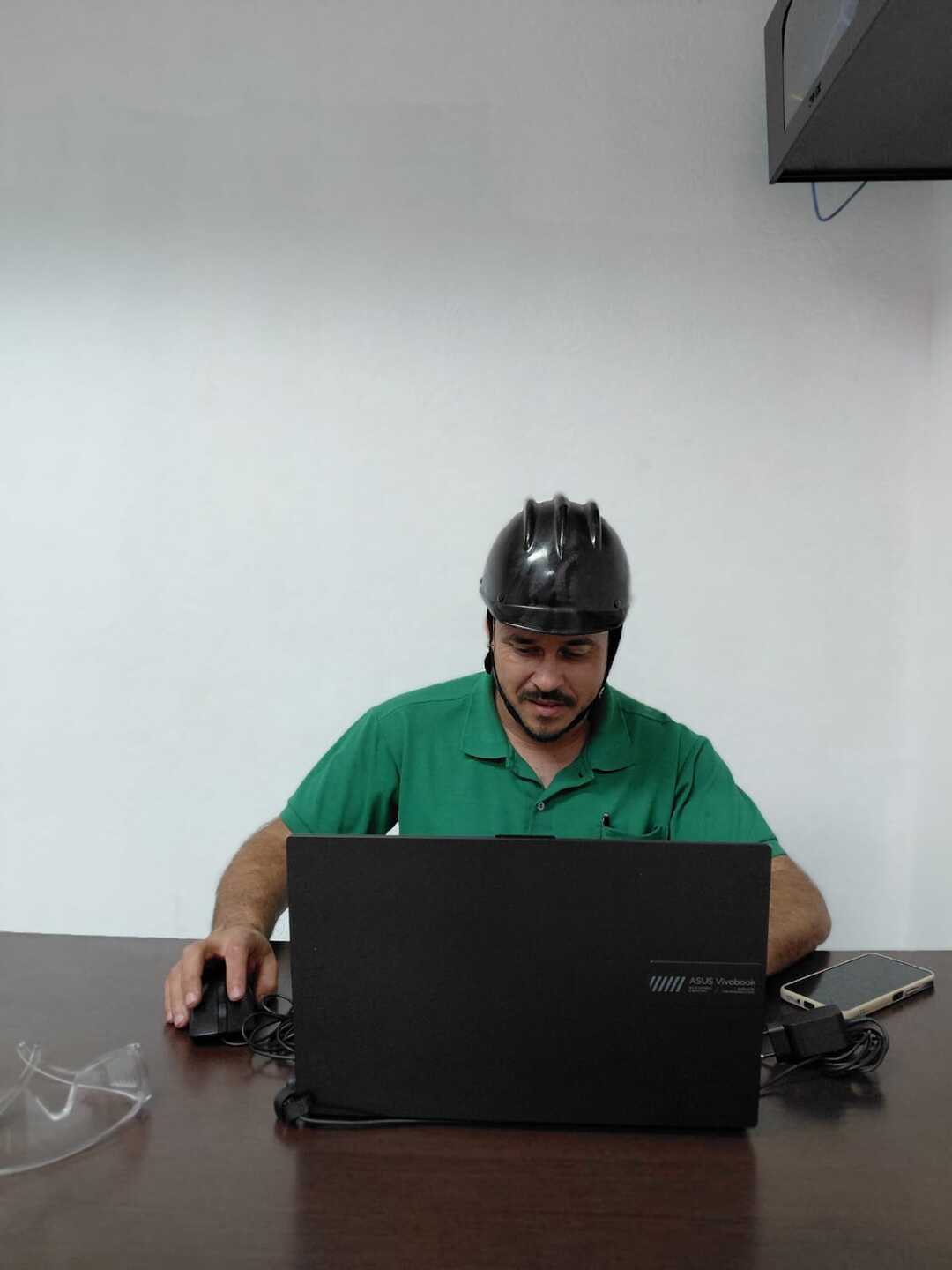 whatsapp-image-2025-08-28-at-171200-2
