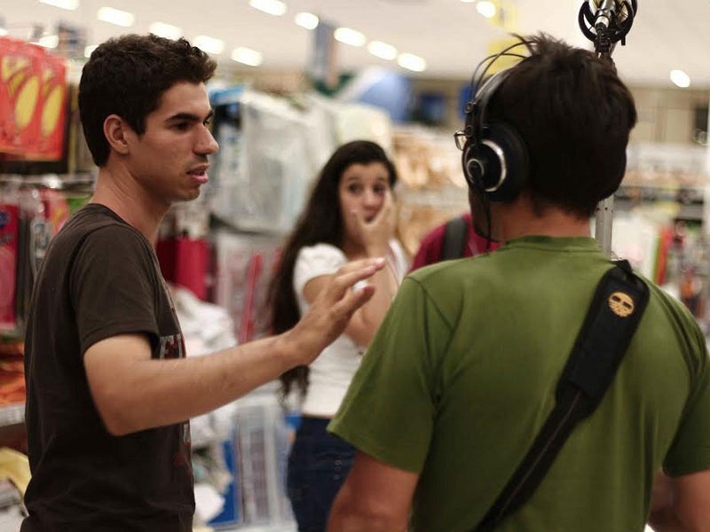 O cineasta Essi Rafael, durante os bastidores do filme (Foto: Divulgação)