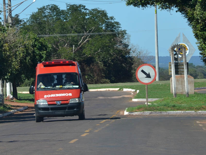Motorista foi encaminhado sem ferimentos graves para o hospital