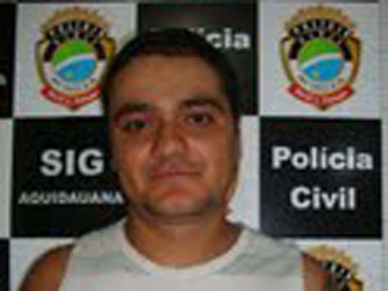 É a quarta vez, em menos de um ano, que John Lennon é indiciado pelo mesmo tipo de crime